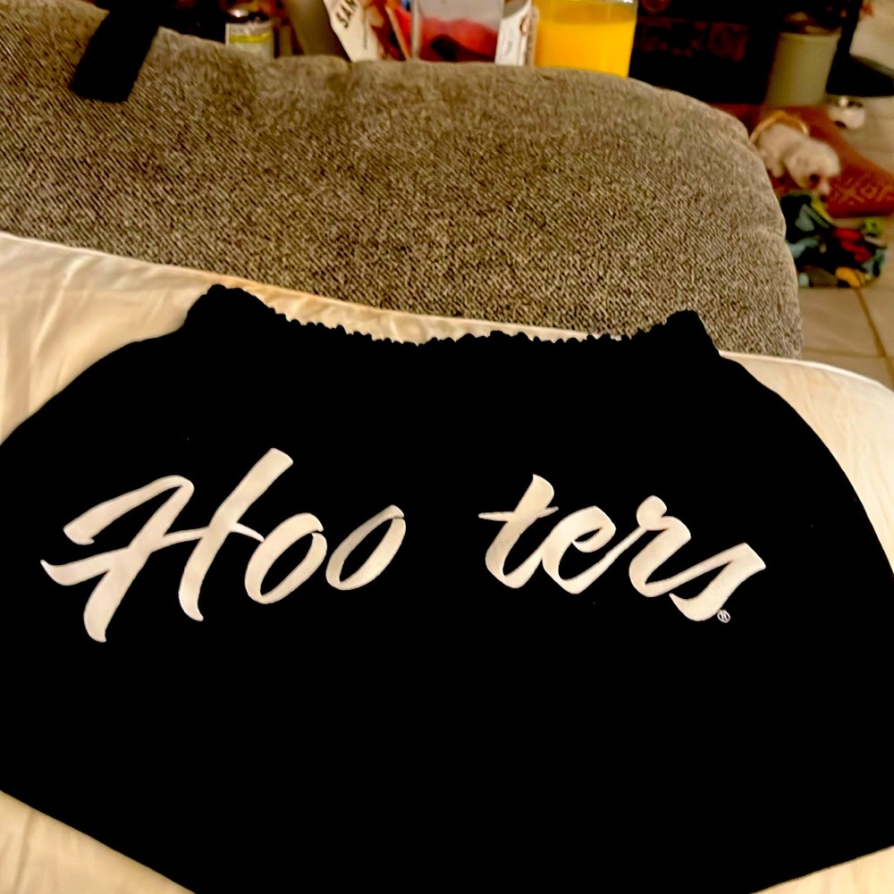 Hooters shorts
